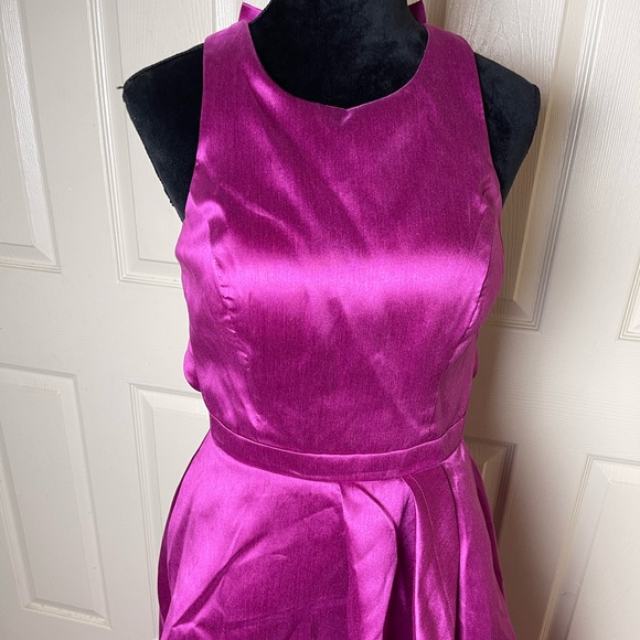 B. Darlin Women's Open Back Full Length Maxi Prom/Evening Dress Size 11/12 - Picture 4 of 8